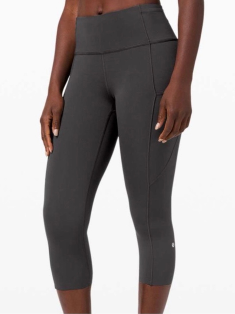 Excellent Condition Lululemon Gray Fast and Free 19” Leggings Size 6